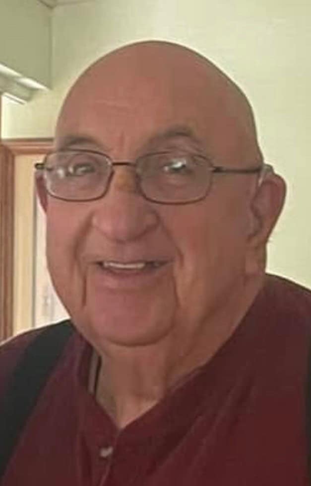 walker robert obit picture 1.jpeg