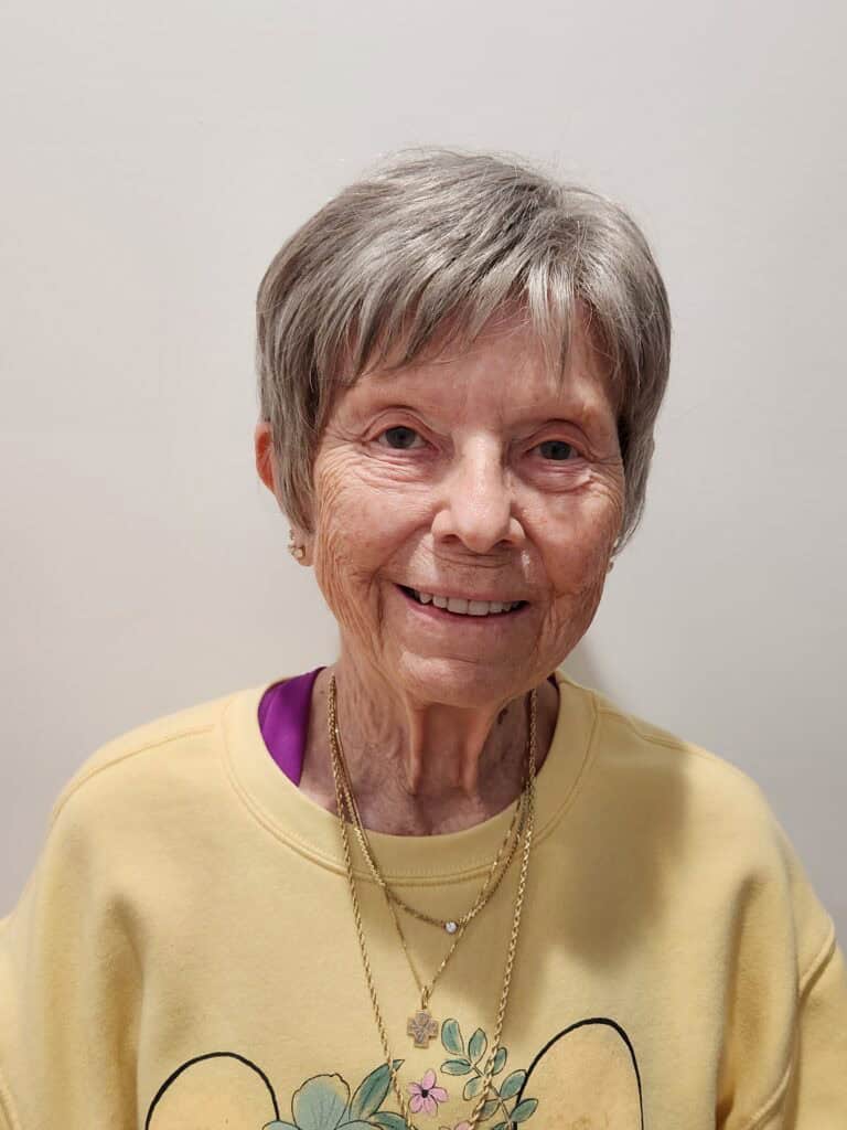 grau mabel.jpeg